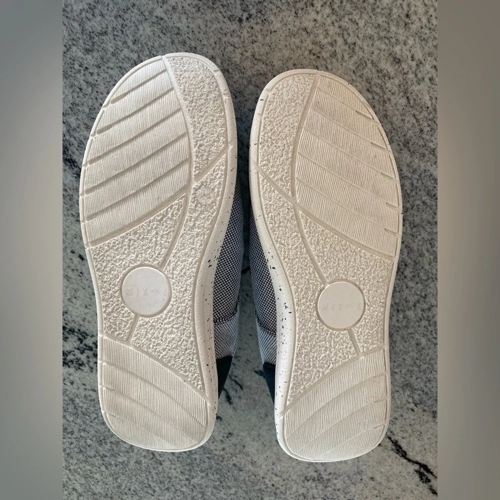 NEW Mix No.6 Men’s “Alister” Slip-on. Men’s Size 8.5. Gray